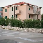شقة Dodig مارينا