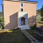 Dodig شقة *