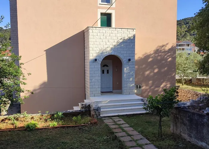 Dodig Apartmán *