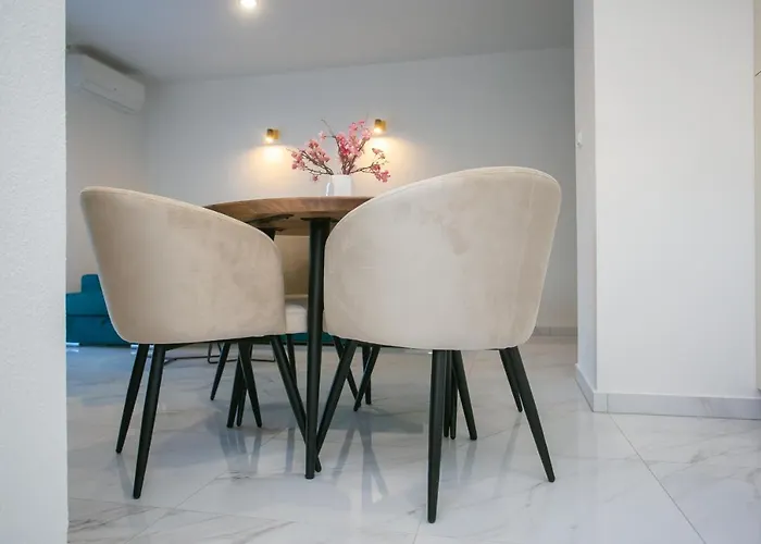 Dodig アパート マリナ